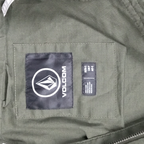 Volcom Jacket. - Picture 7 of 12